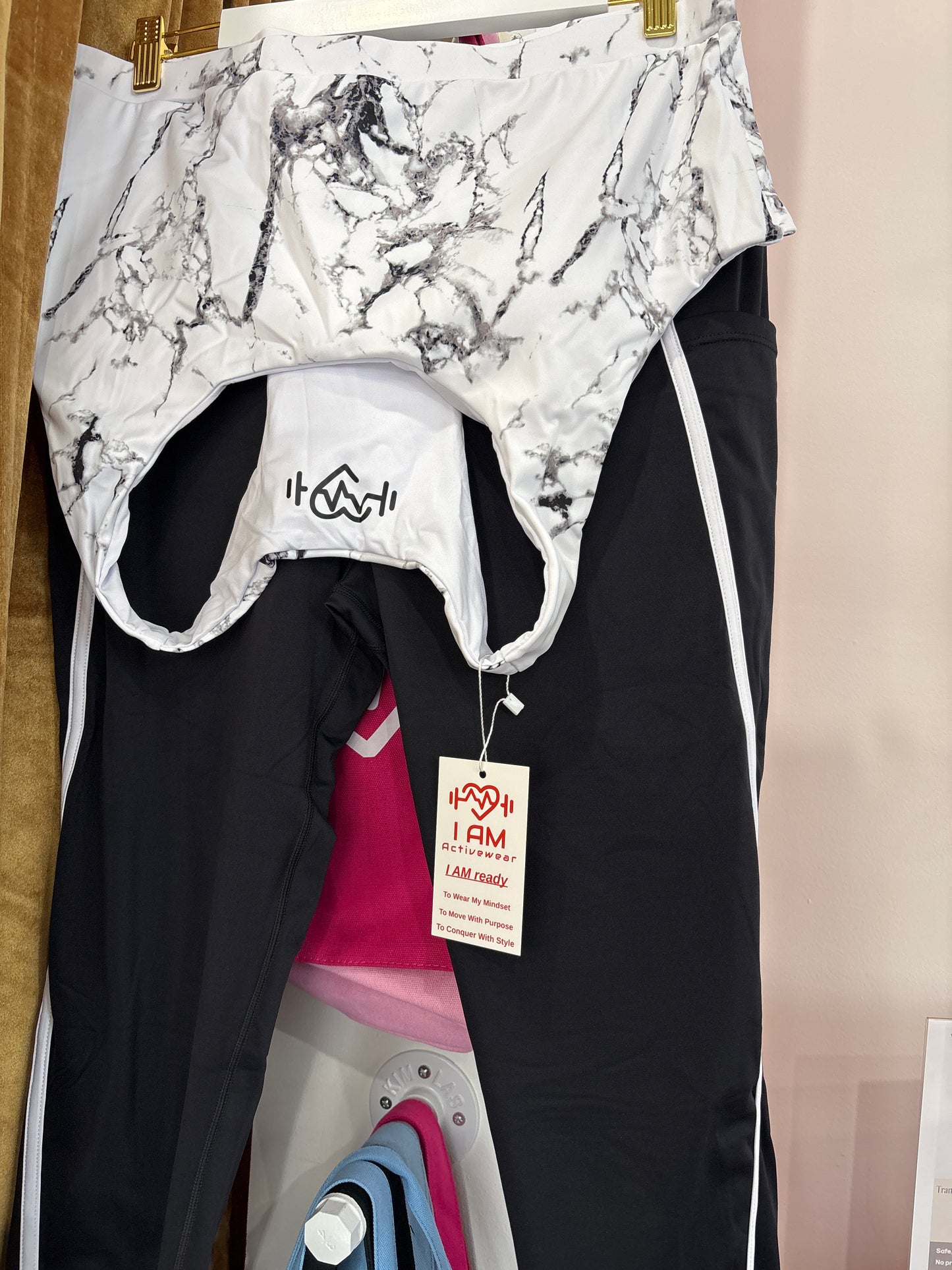 Print: 2-piece black & White Set