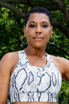 Seamless Snake Print Fitness Bra (Black and White)